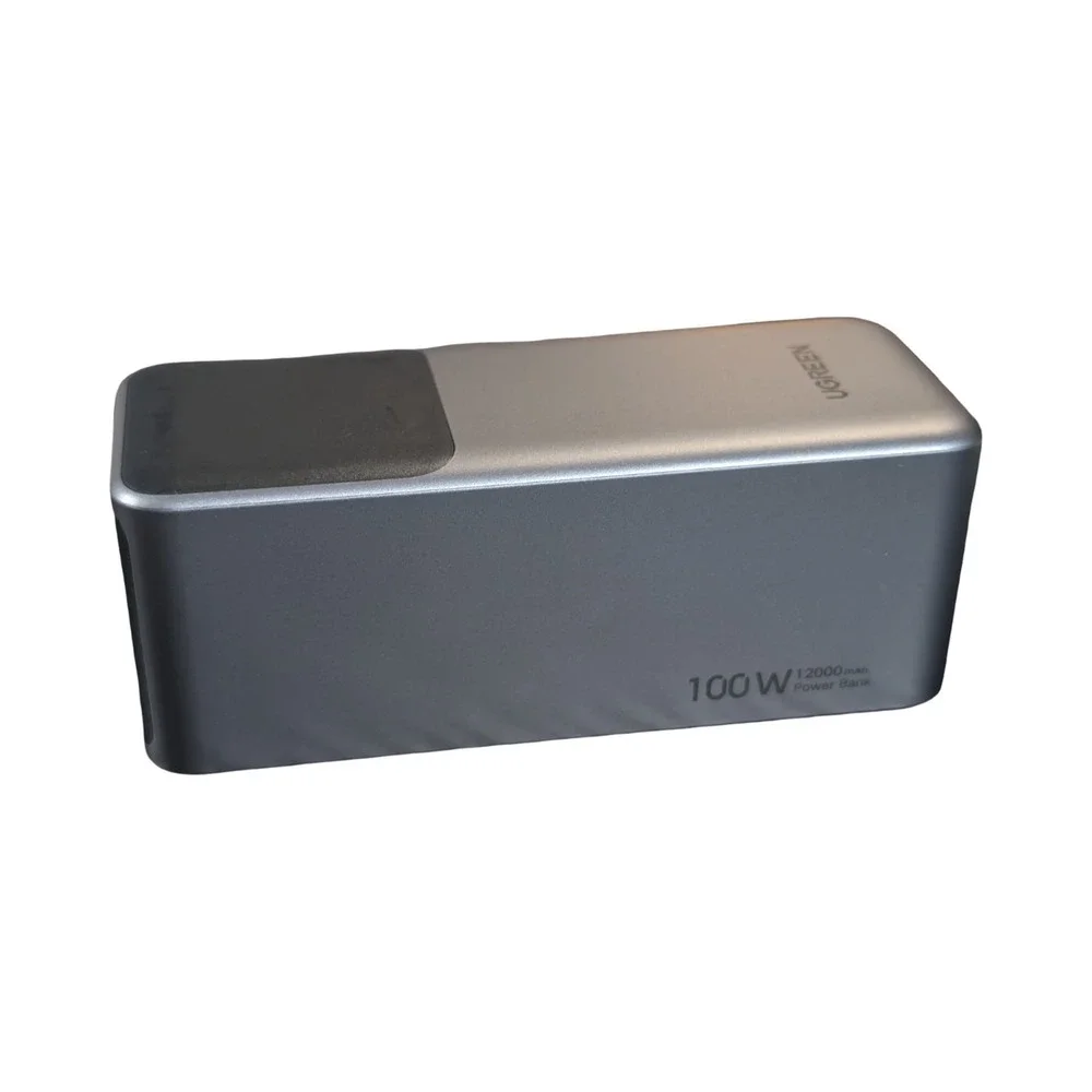 R8U UGREEN - Nexode 100W 12000mAh Fast Charge Power Bank with Smart Display Used